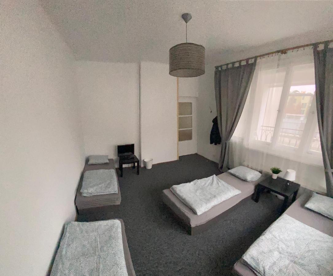 Hostel Czecha Warszawa Eksteriør billede